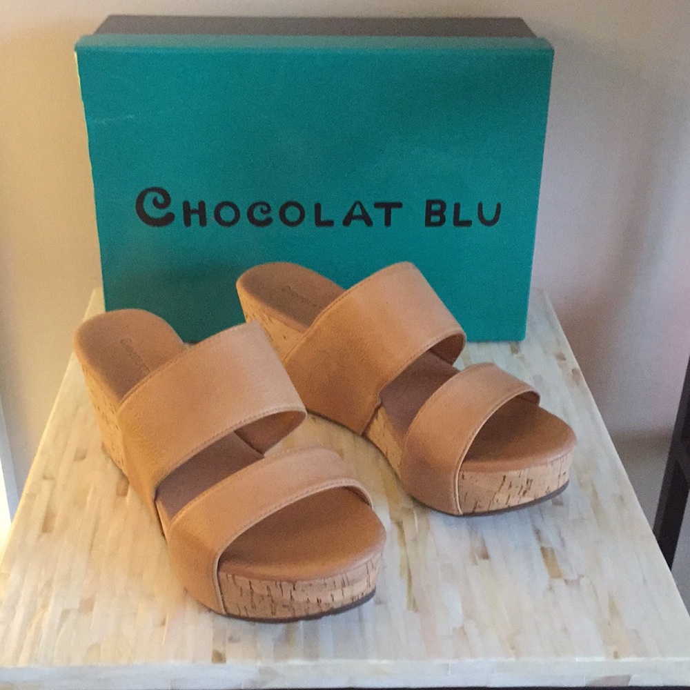 Chocolat Blu Waller Wedge! ☀️